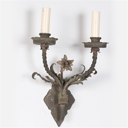 Iron Flower Sprout Sconce (QTY:1)